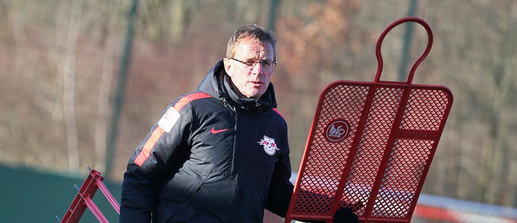 RB Leipzigs Sportdirektor Ralf Rangnick ist im Gespräch neuer Nationaltrainer Englands zu werden.