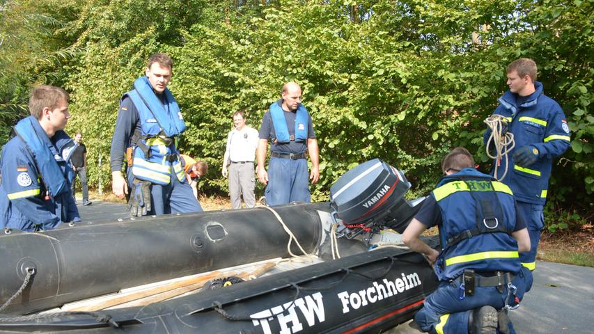Rettungsdecke und Blaulicht: 24-Stunden-Übung des THW Forchheim