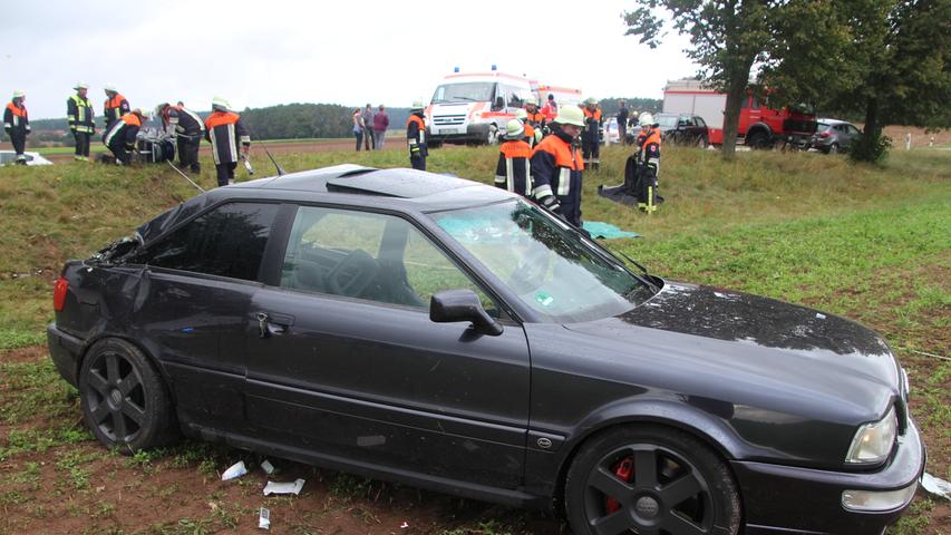Schwere Kollision: Drei Verletzte bei Unfall nahe Büchelberg