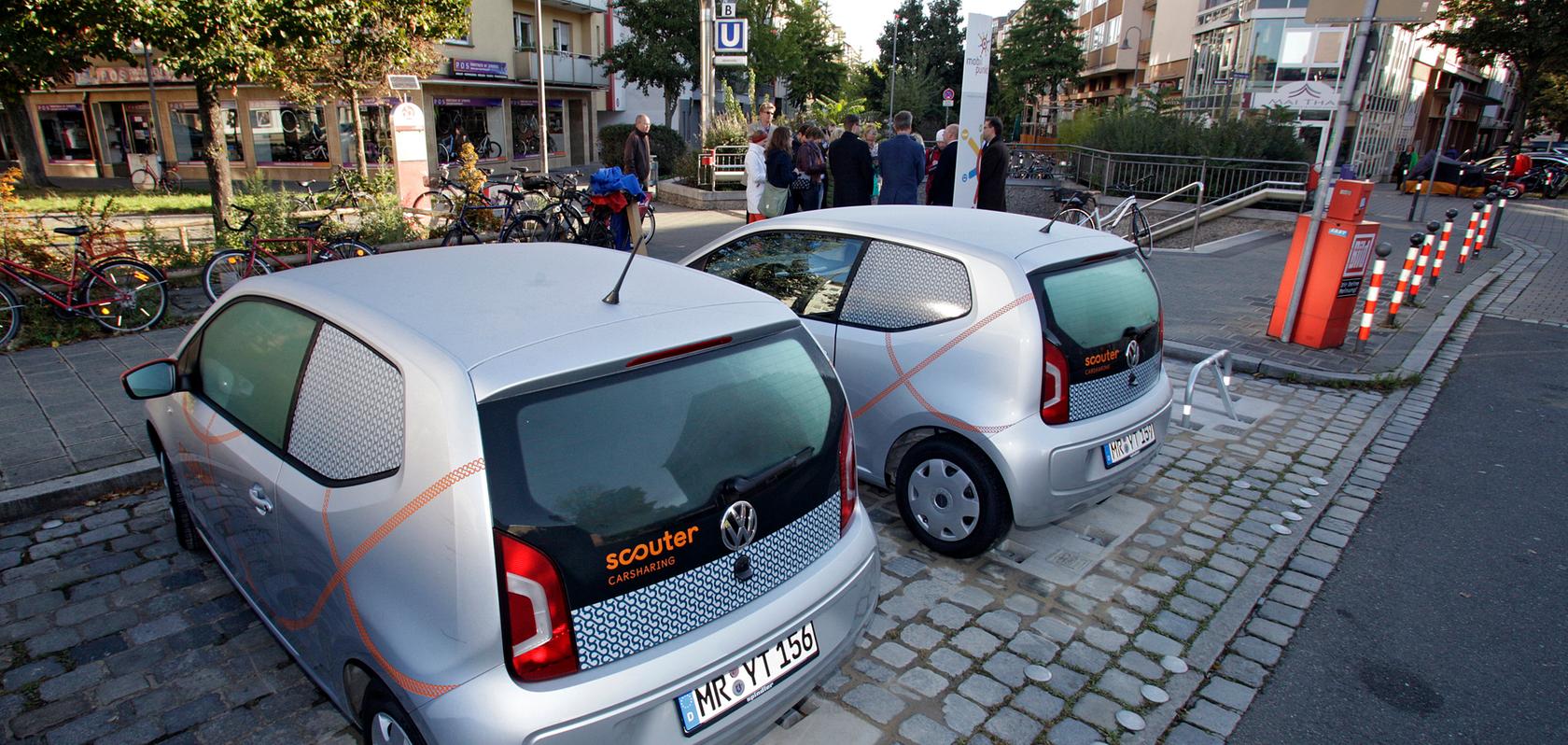 Die Mobilitätsstation am Rennweg ist Vorreiter: In den kommenden Wochen werden sieben weitere Stationen in Nürnberg eröffnet. Die Mobilitätsstation am Rennweg ist Vorreiter: In den kommenden Wochen werden sieben weitere Stationen in Nürnberg eröffnet.