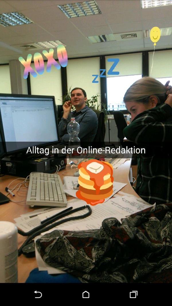 Die App bietet ihren Nutzern die Möglichkeit, spontane Bilder mit Freunden zu teilen, die sich nach einer bestimmten Zeit wieder selbst löschen. In Zusammenhang mit der Einführung der Story-Funktion auf Instagram 2016 und dem zunehmen Erfolg TikToks bleibt die Entwicklung von Snapchat spannend.