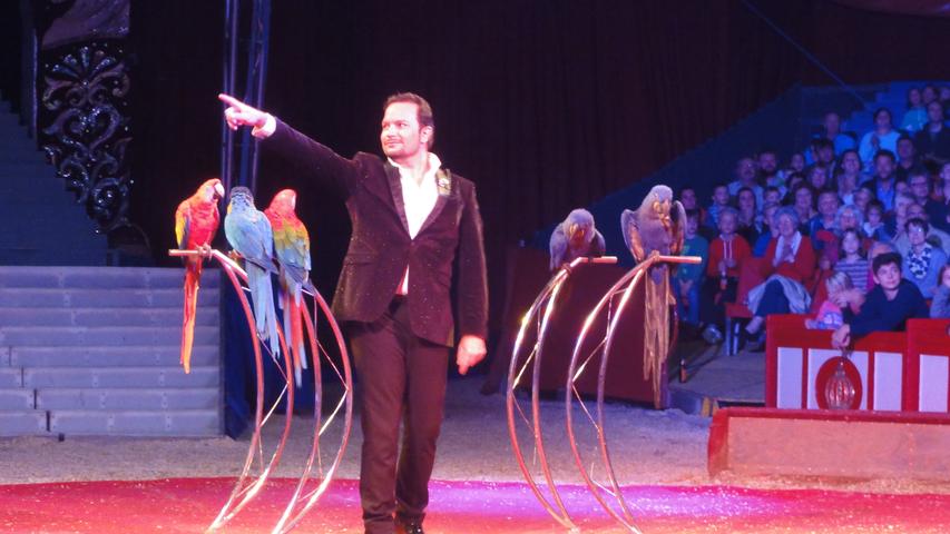 Bunt und abwechlungsreich präsentiert sich das Jubiläumsprogramm von Circus Krone, der noch bis Sonntag seine Zelte in der Altmühlstadt aufgeschlagen hat.