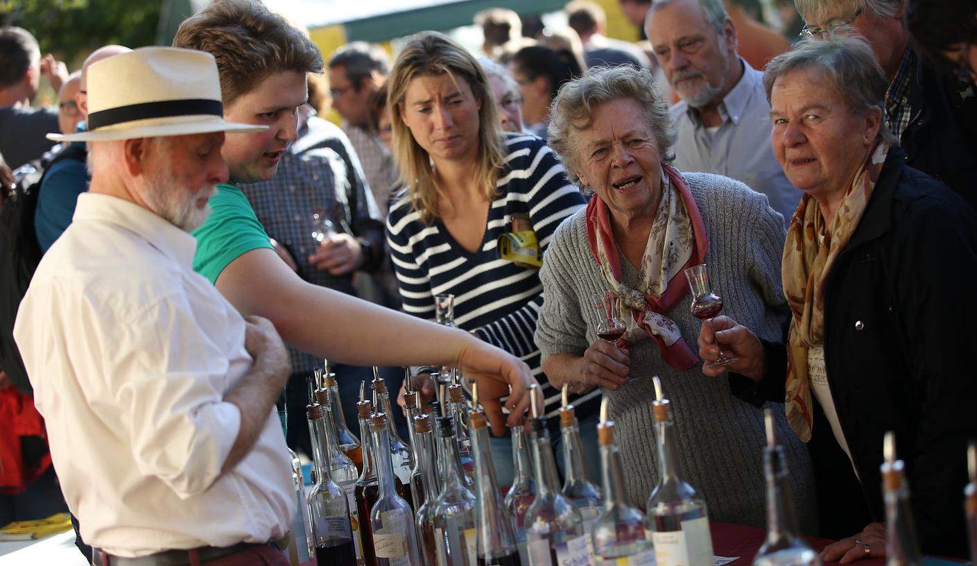 In der Fränkischen Schweiz konnten edle Tropfen und seltene Biere bkostigt werden.