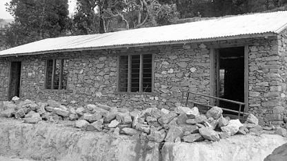 Kreisbürger sponsern Schulbau in Nepal Kreisbürger sponsern Schulbau in Nepal