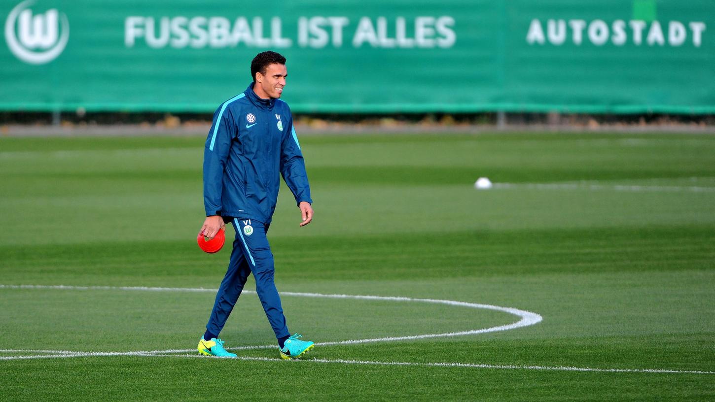 Beim Club wurde Valerien Ismaël nach viereinhalb Monaten als Cheftrainer entlassen. Nun bekommt er beim VfL Wolfsburg eine zweite Chance.