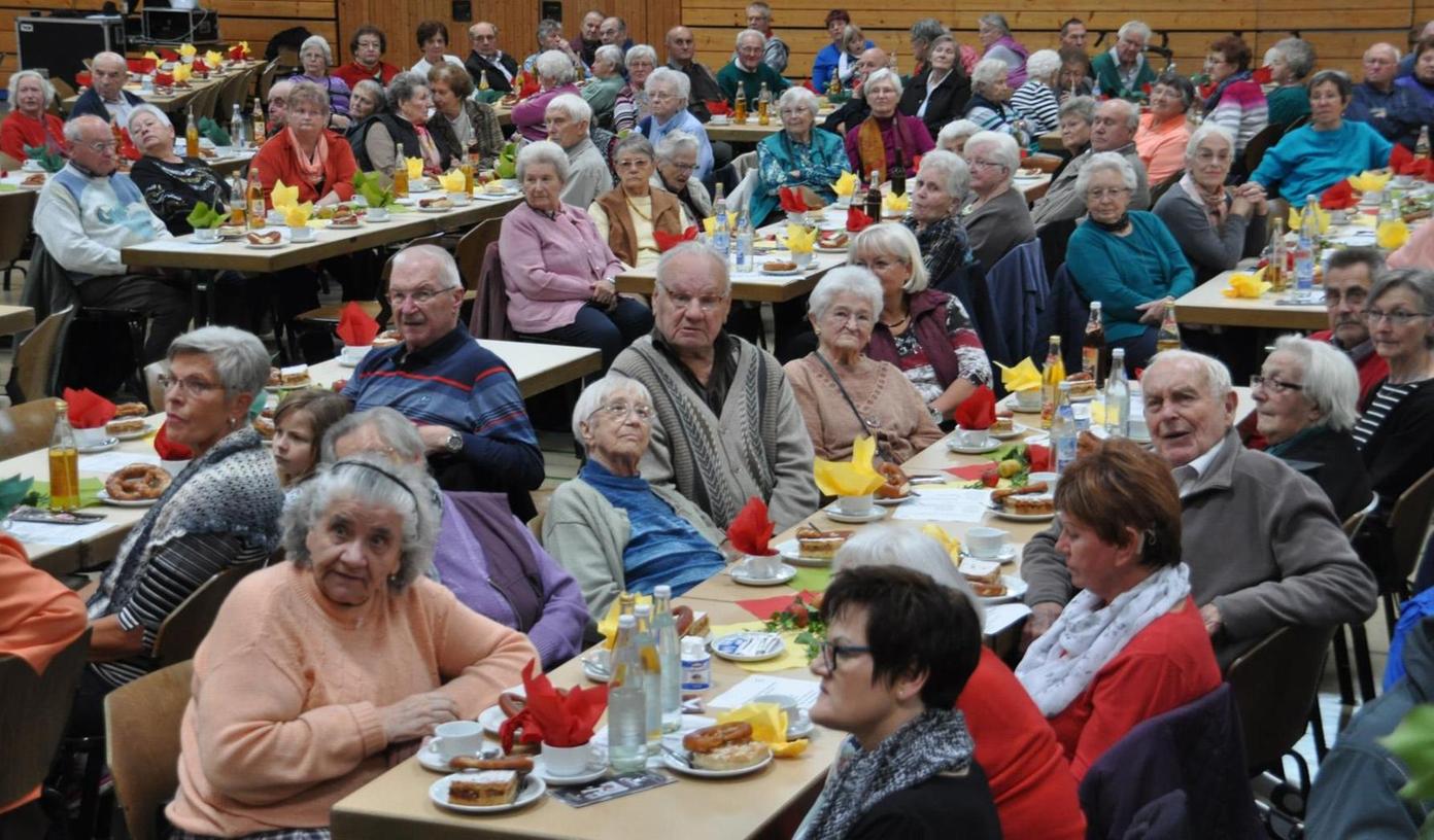 Höchstadt: Freude für 400 Senioren