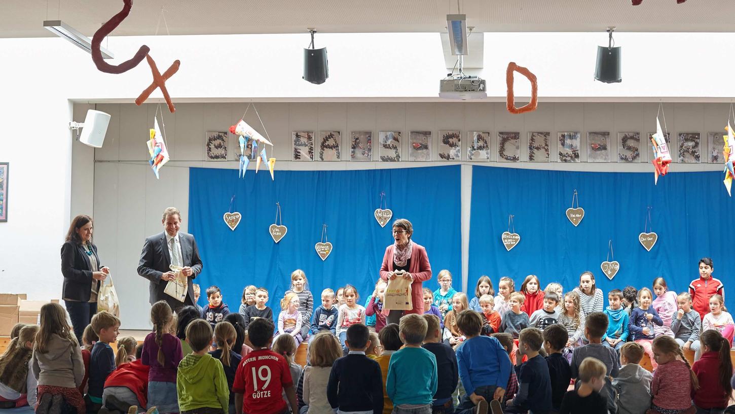 Projekt Lesestart: Bücherpakete für Stadelner Kinder