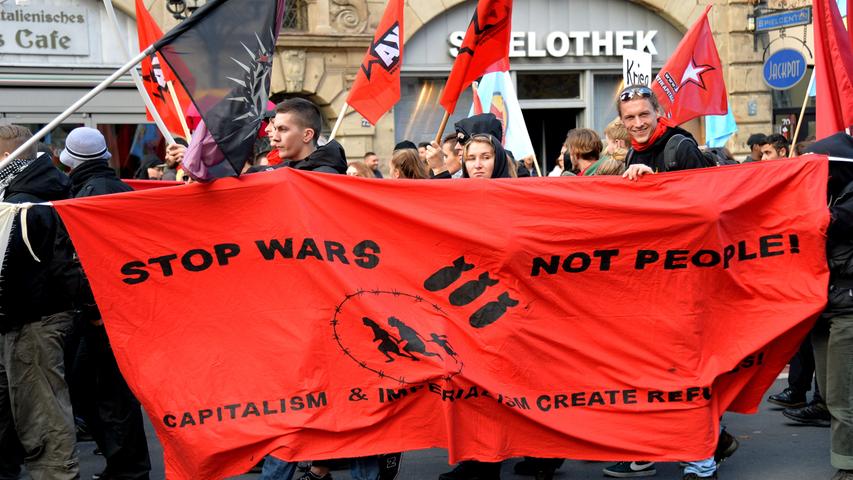 Marsch durch Nürnberg: Linkes Bündnis nimmt sich Bamf vor