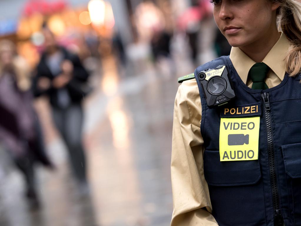 Bayerns Polizisten Testen Body Cams Region Nordbayern De