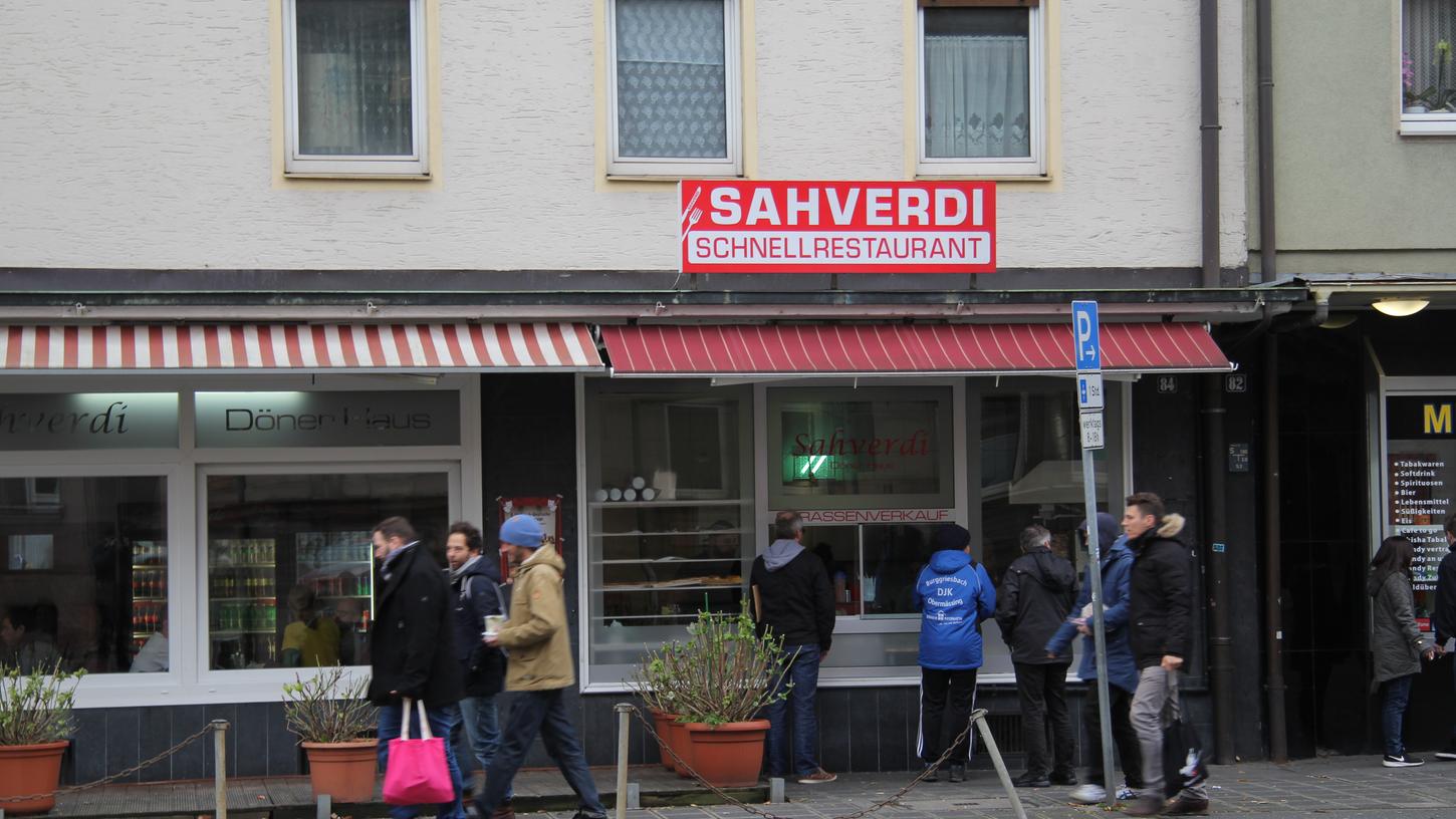 Nürnbergs Obdachlose können bei "Sahverdi Imbiss" kostenlos essen.