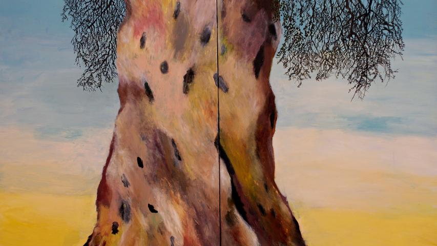Bäume sind gerade ein vorherrschendes Thema in den Gemälden von Brigitta Heyduck.
