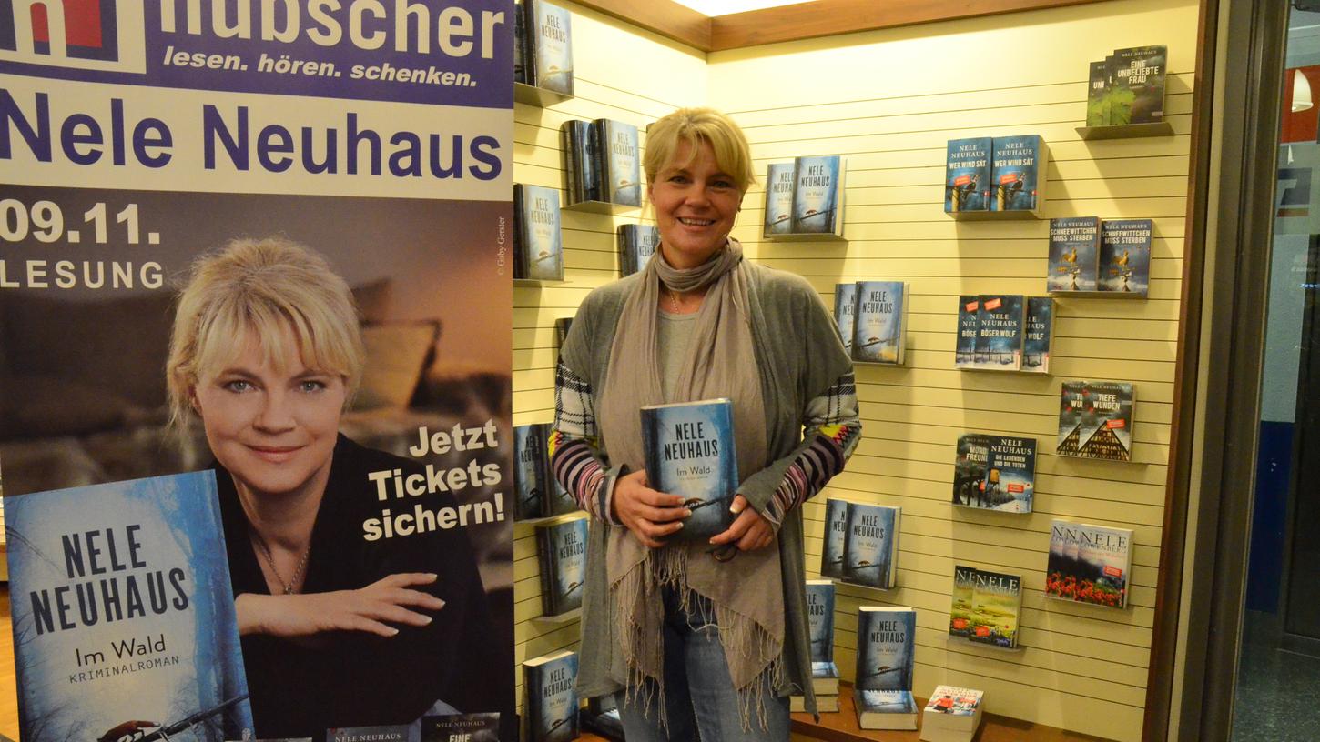 Ihren neuesten Krimi "Im Wald" stellte Bestseller-Autorin Nele Neuhaus am Donnerstagabend in Bamberg vor.
