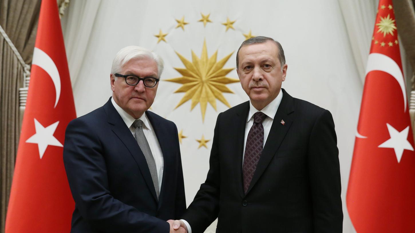 Um die deutsch-türkischen Beziehungen ist es nicht bestens bestellt. Der Staatsbesuch Erdogans soll dafür sorgen, dass die Wogen geglättet werden.