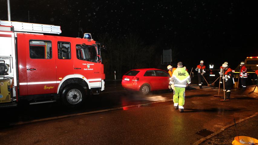 Tragischer Unfall bei Ansbach: Zwei Reiterinnen schwer verletzt