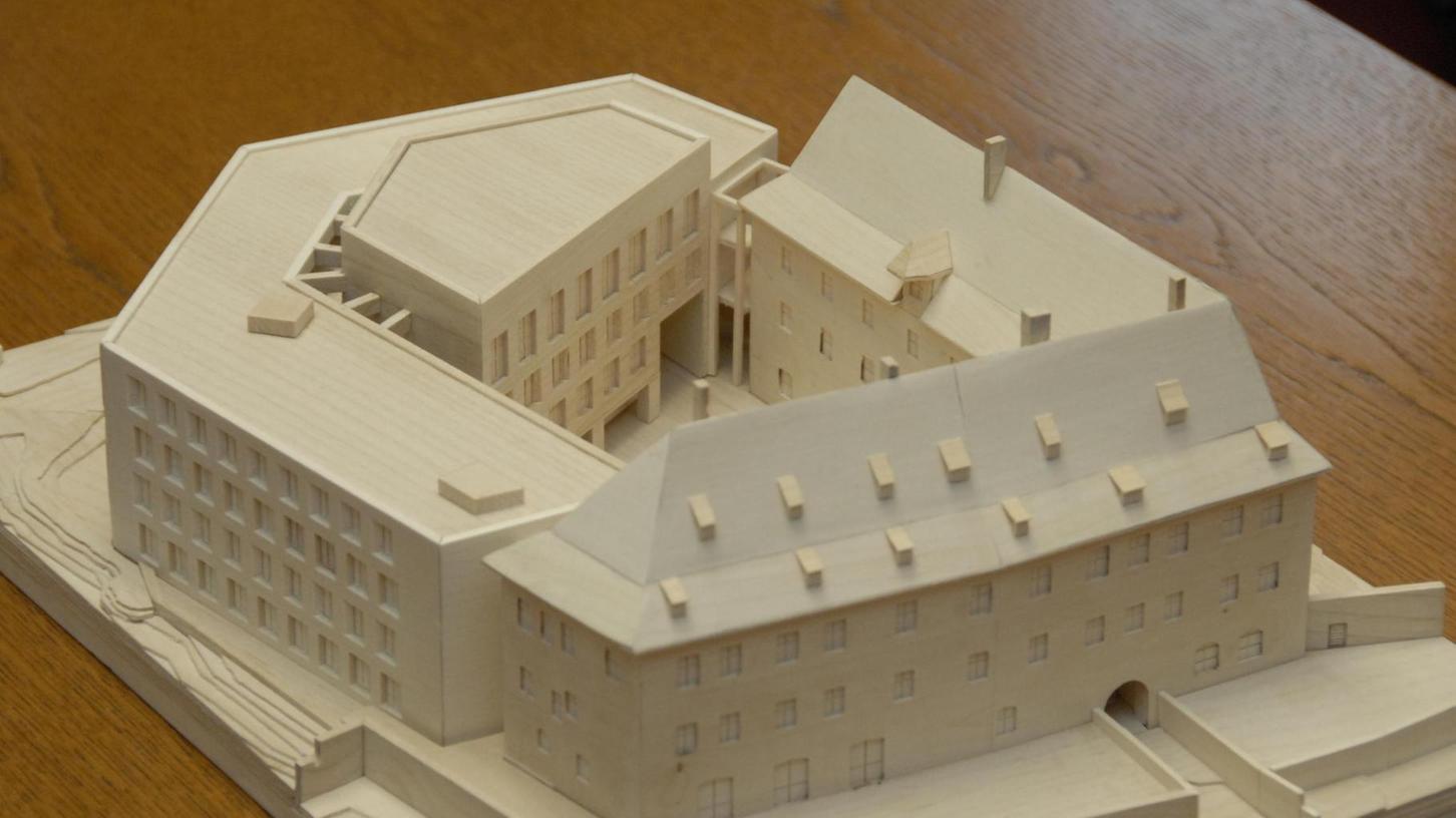 Neues Herzogenauracher Rathaus im Modell