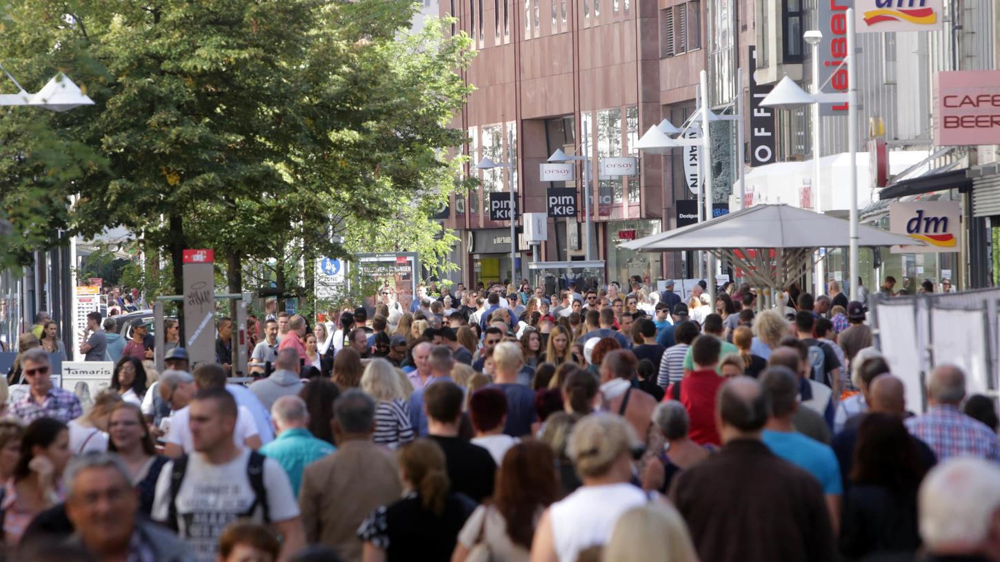 2015 nutzten 18 Prozent der Bürger den Verkaufssonntag zum Altstadtfest.