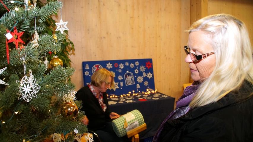 Ob Christbaumschmuck oder Geschenkidee, in Muhr am See konnten sich die Besucher schon mal auf Weihnachten einstimmen.