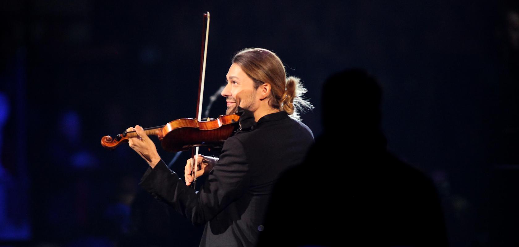 Geiger David Garrett schaute mit seiner "Explosive"-Show in der Arena vorbei und sorgte für viel Spektakel.