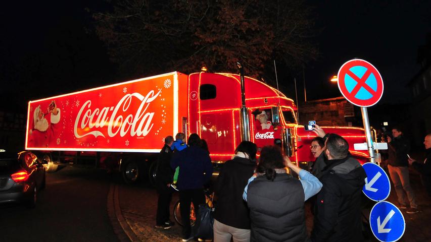 Der Coca-Cola-Weihnachtstruck zu Gast in Kirchehrenbach