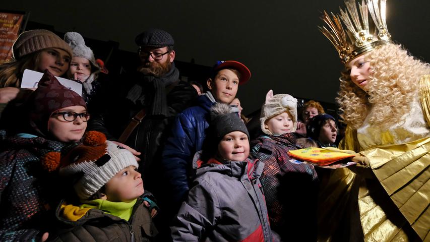 Prolog in Bildern: Nürnberg leuchtet zur Christkindlesmarkt-Eröffnung