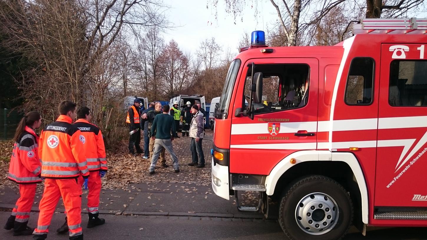 Schwabach: Arbeiter fängt nach Stromschlag Feuer