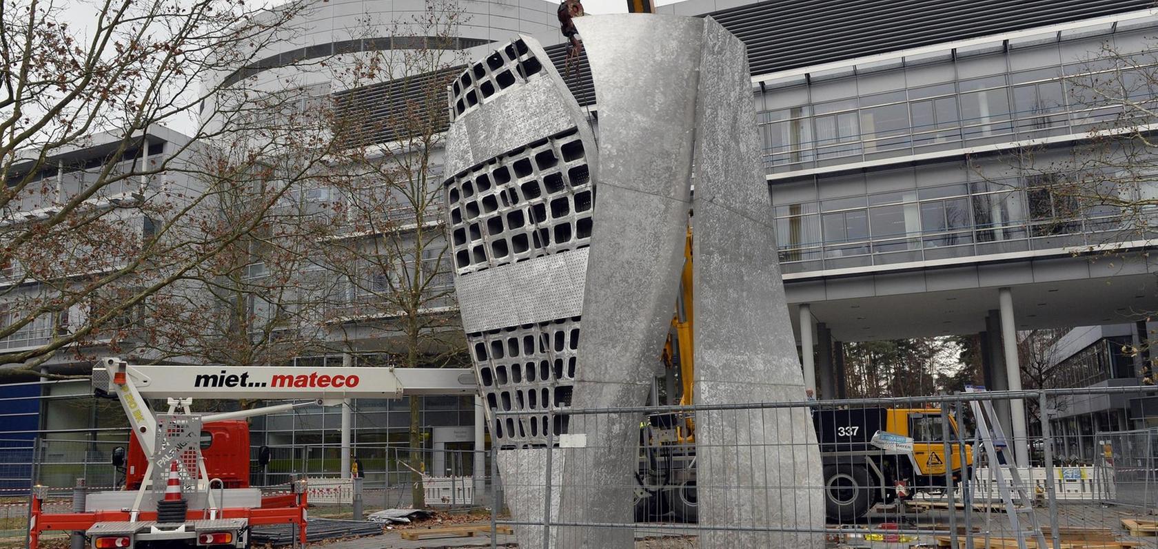 Erlangen: Libeskind-Skulptur für  Siemens Campus