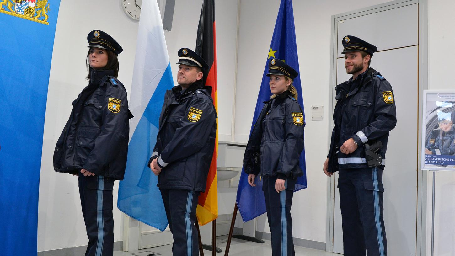 Neues Outfit: So sehen Bayerns Polizisten ab sofort aus.