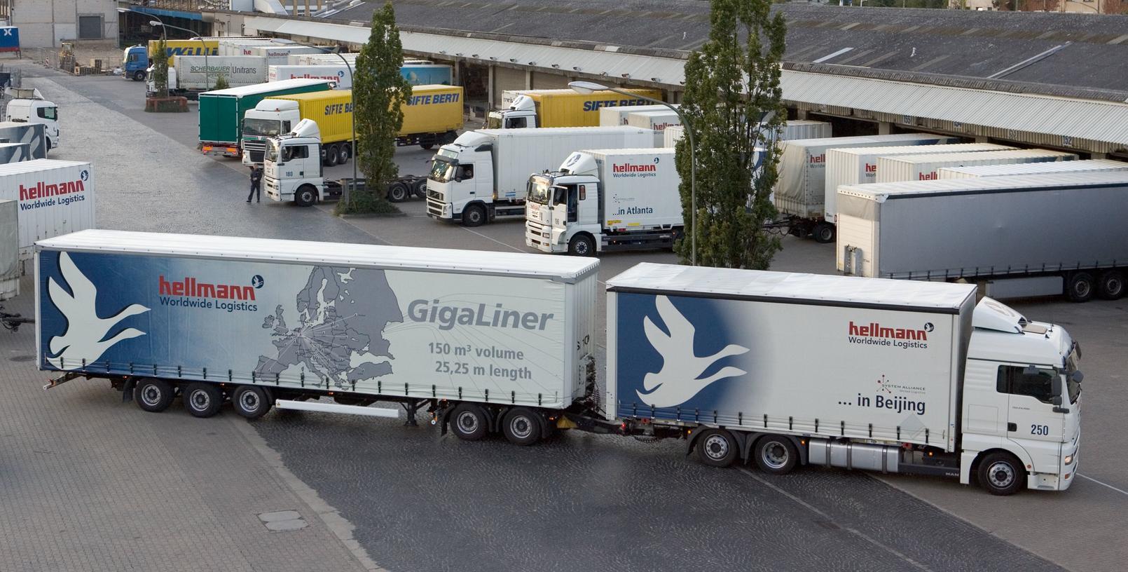 Am Hafen: CSU fordert grünes Licht für Gigaliner