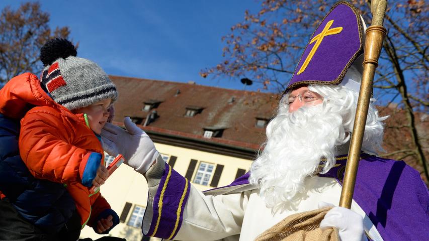 Weihnachtsmarkt Herzogenaurach: Viele Besucher am Sonntag