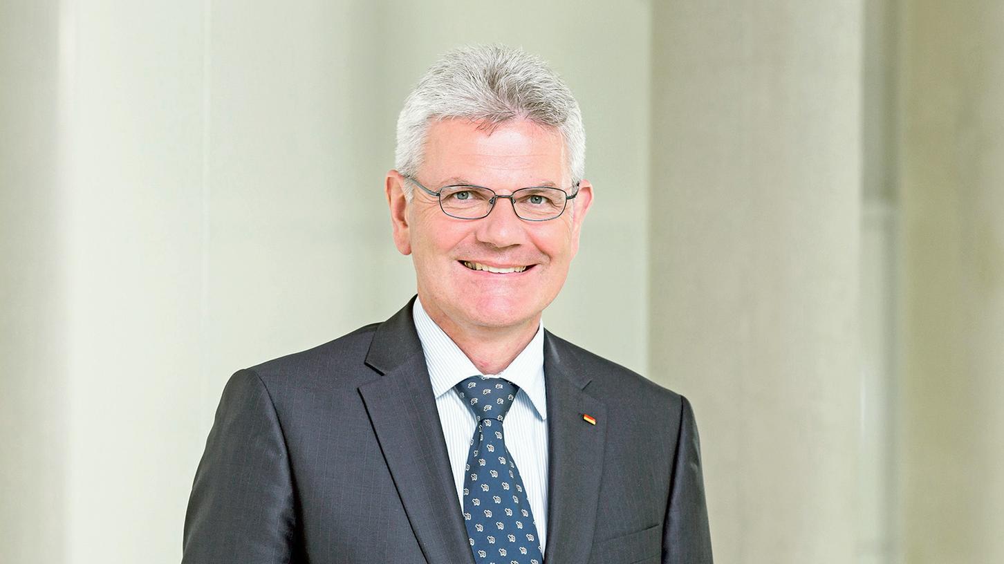 Auernhammer beerbt Göppel als CSU-Direktkandidat Auernhammer beerbt Göppel als CSU-Direktkandidat