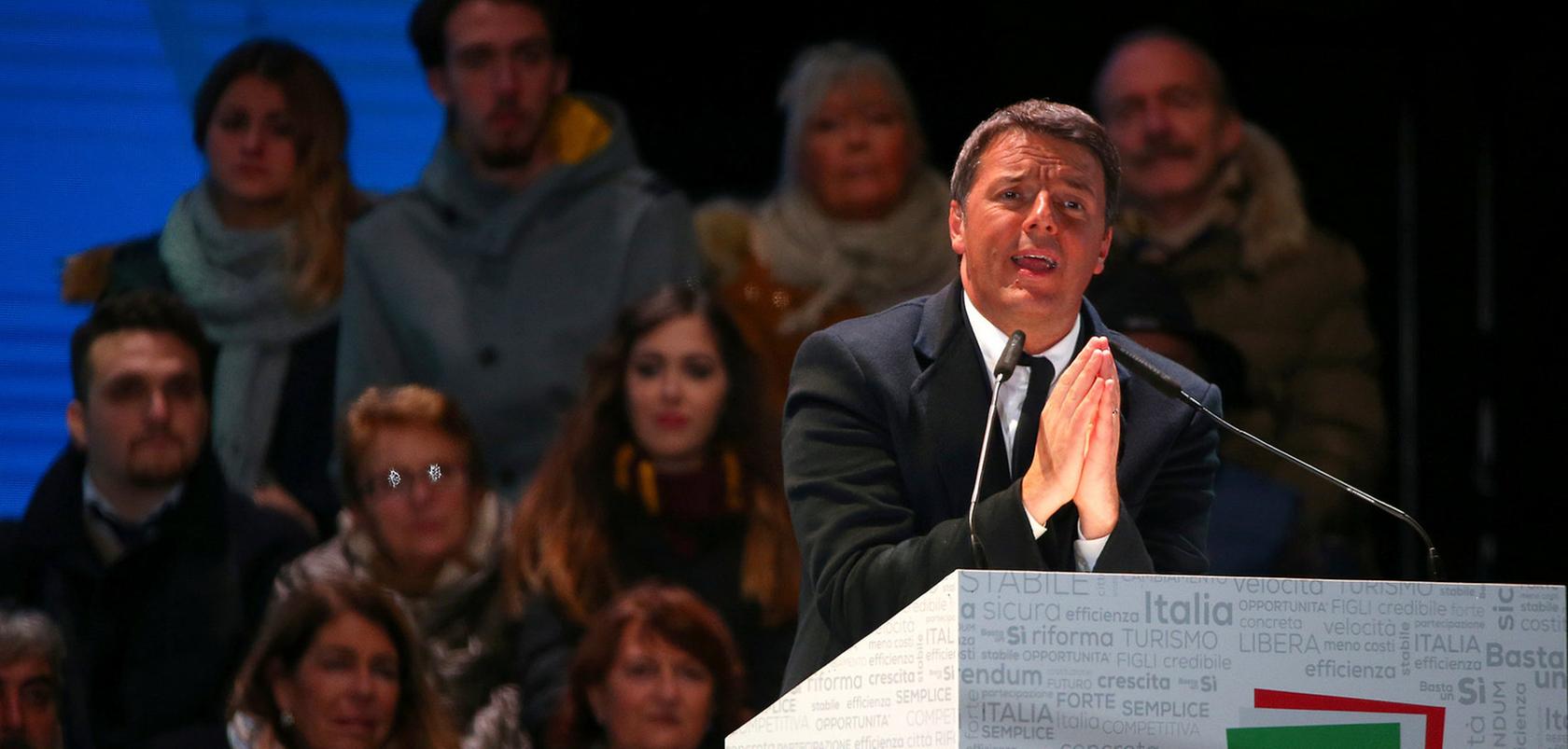 Voller Leidenschaft warb Matteo Renzi bis zuletzt für ein Ja - doch die Mehrheit der Italiener gab ihm ein Nein.