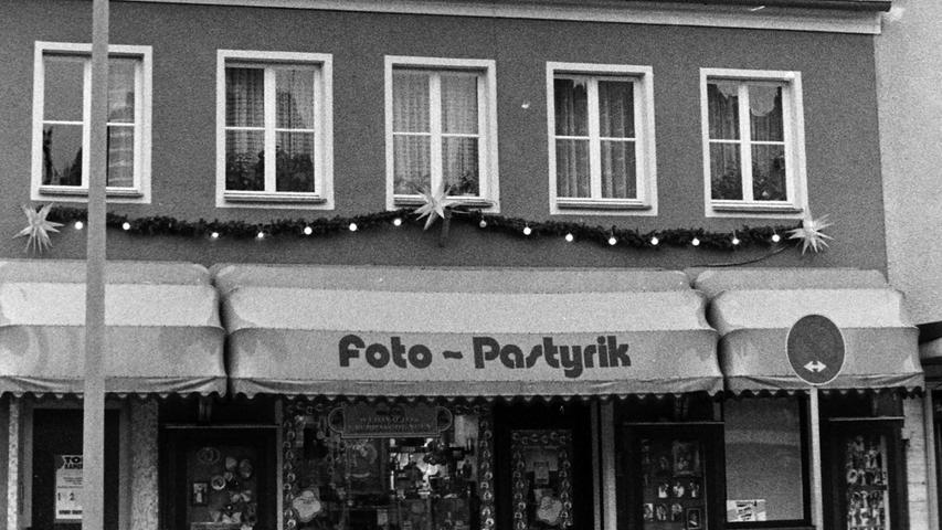 Das Fotogeschäft Pastyrik ist wieder vom Marktplatz in sein Stammhaus in der Schloßstraße umgezogen.