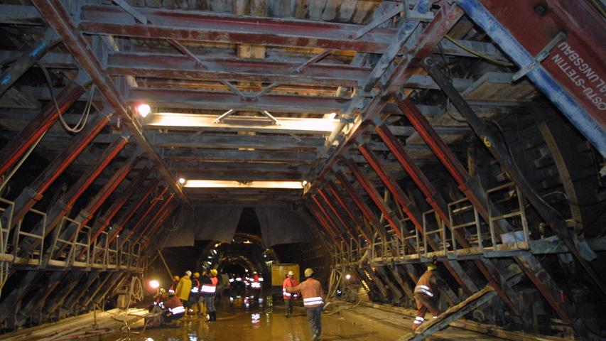 So sah es im Geisbergtunnel kurz vor Ingolstadt 2002 aus.
