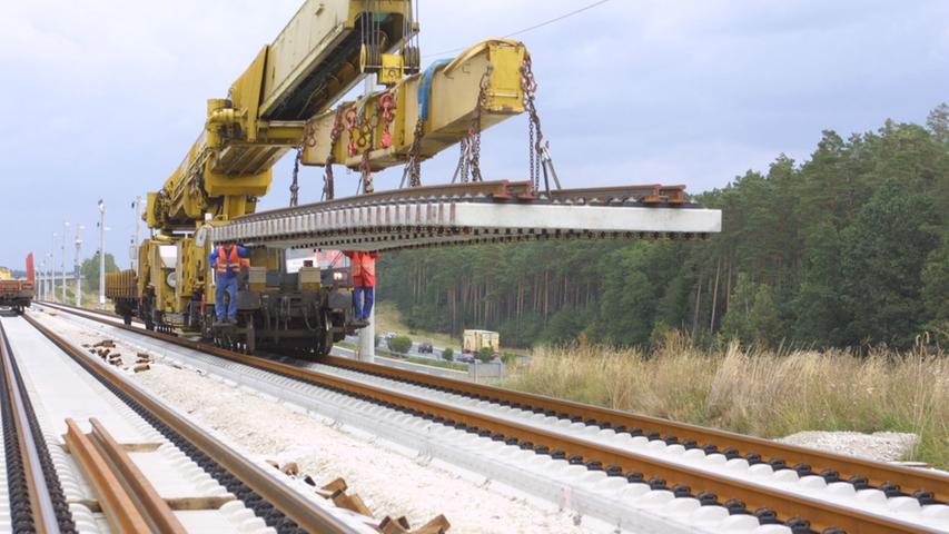 Im September 2004 wurden bei Allersberg die Gleise verlegt.