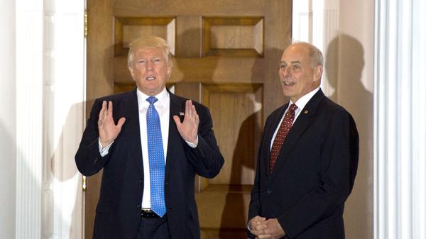 45 Jahre bei der Infanterie hat John Francis Kelly vorzuweisen, erst Anfang des Jahres legte der Vier-Sterne-General sein Amt bei der Marine nieder. Nun ist er Leiter des Ministeriums für Heimatschutz. Kelly gilt als Hardliner, setzt sich stark für die Absicherung der US-Außengrenzen ein und soll Trumps Wunsch nachkommen, die illegalen Einwanderer abzuschieben.