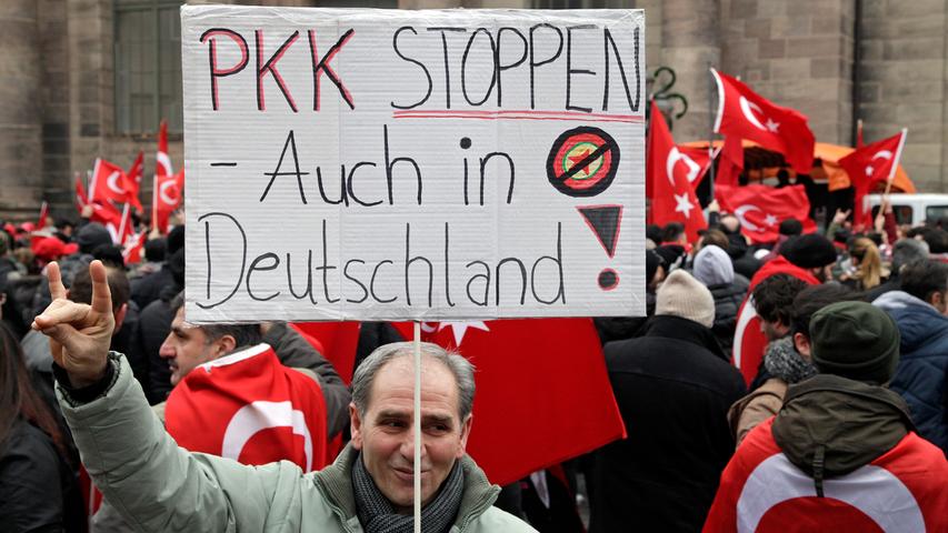 Gegen Terror in der Türkei: 3000 Menschen demonstrierten in Nürnberg