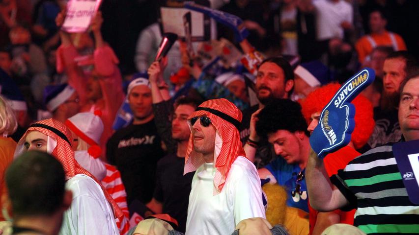 Bullseye! Die verrückten Fans bei der Darts-WM in London