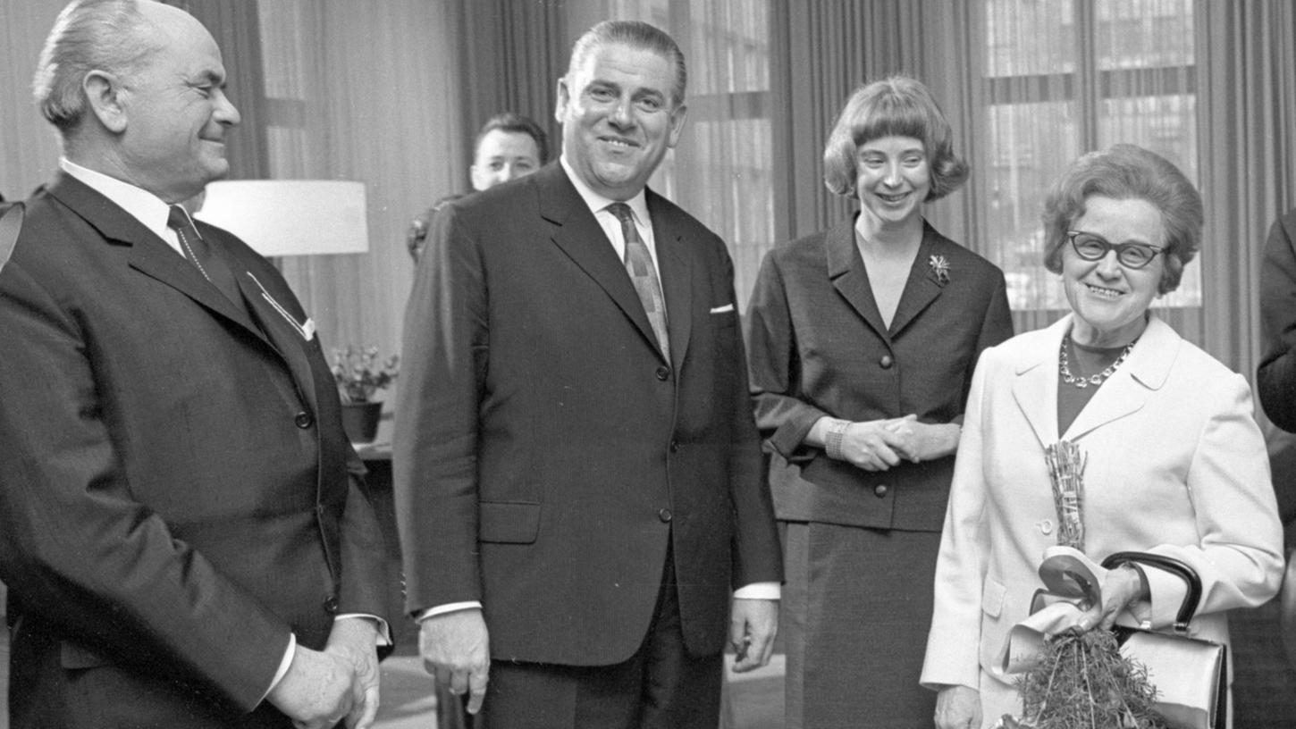 1. Januar 1967: Nürnbergs Frau Minister macht Visite