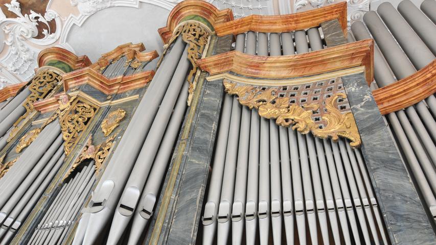 Ein Teil des Orgelprospekts, der Schauseite: "Wir haben eine wunderschöne Kirche, aber die Orgel ist desolat", sagte Stadtpfarrer Franz-Josef Gerner bei der Vorstellung der Neubaupläne.