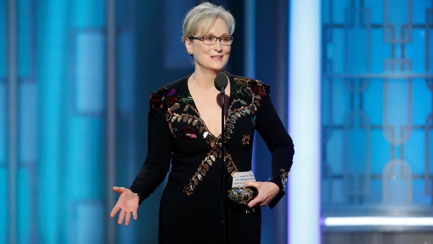 Die Golden Globes, eigentlich ein Stars- und Glitzer-Event, waren in diesem Jahr auch für einen politischen Akzent gut. Meryl Streep kritisierte den neuen US-Präsidenten Donald Trump scharf. Wörtlich sagte sie: "Wenn die Mächtigen ihre Position benutzen, um andere zu tyrannisieren, dann verlieren wir alle". Für diese klaren Worte erntete sie von Kollegen viel Lob.