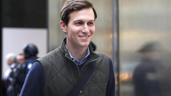 Der Immobilienmilliardär und Trump-Schwiegersohn Jared Kushner hat sich zu einem der wichtigsten Ratgeber des neuen Präsidenten entwickelt. Er gilt als ruhig und besonnen. Kushner fungiert auch im Weißen Haus offiziell als Berater – obwohl die amerikanischen Gesetze den Präsidentem eigentlich die Beschäftigung von Familienmitgliedern verbieten.