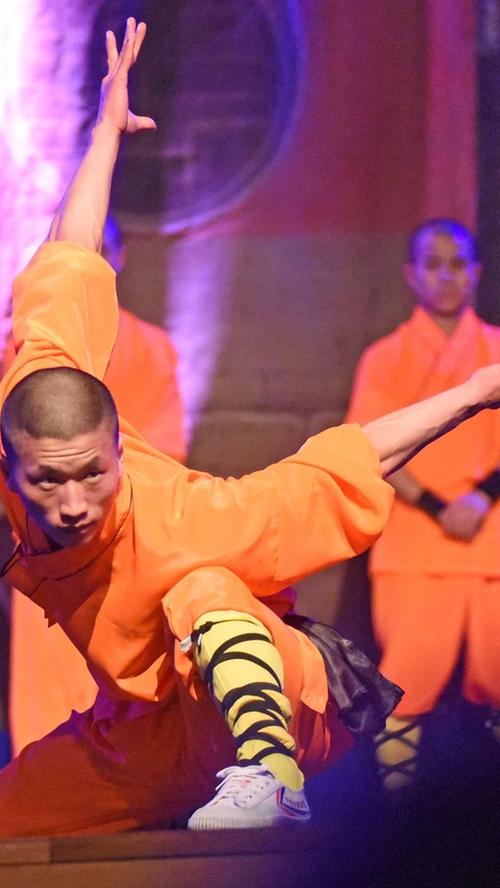 Wesentlicher Bestandteil der chinesischen Nationalkultur ist das „Shaolin Kung Fu“...