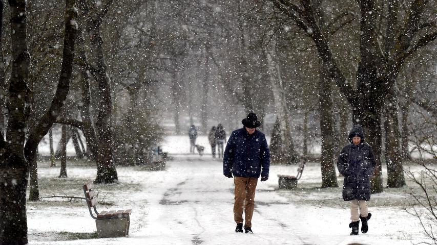Ab ins Freie: Frostiges Winterwetter lockt in den Marienbergpark