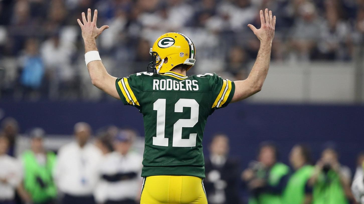 In den finalen Sekunden der Partie ebnete Packers-Quarterback Aaron Rodgers den Weg für den Sieg seiner Mannschaft.