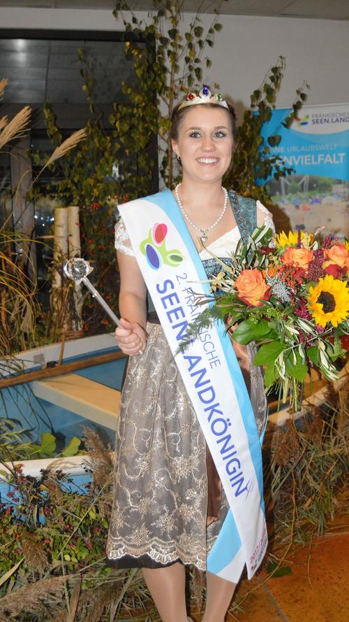 Die zweite Fränkische Seenlandkönigin heißt Katharina Strobl und kommt aus Röttenbach. Die 21-jährige angehende Bankkauffrau wird den Tourismusverband Fränkisches Seenland 2017 und 2018 repräsentieren.