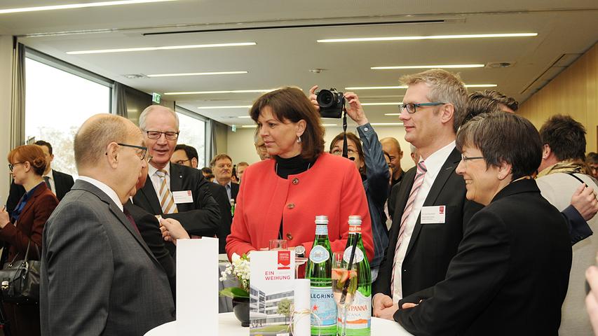 Bayerns Wirtschaftsministerin Ilse Aigner kam eigens aus München angereist.