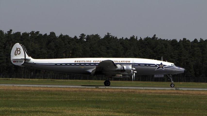 Am 4. Juli 2015 war die Breitling Super Constellation zu Gast in Nürnberg. Es ist das einzige noch fliegende Exemplar dieses legendären Verkehrsflugzeugs der 1950er Jahre in Europa.