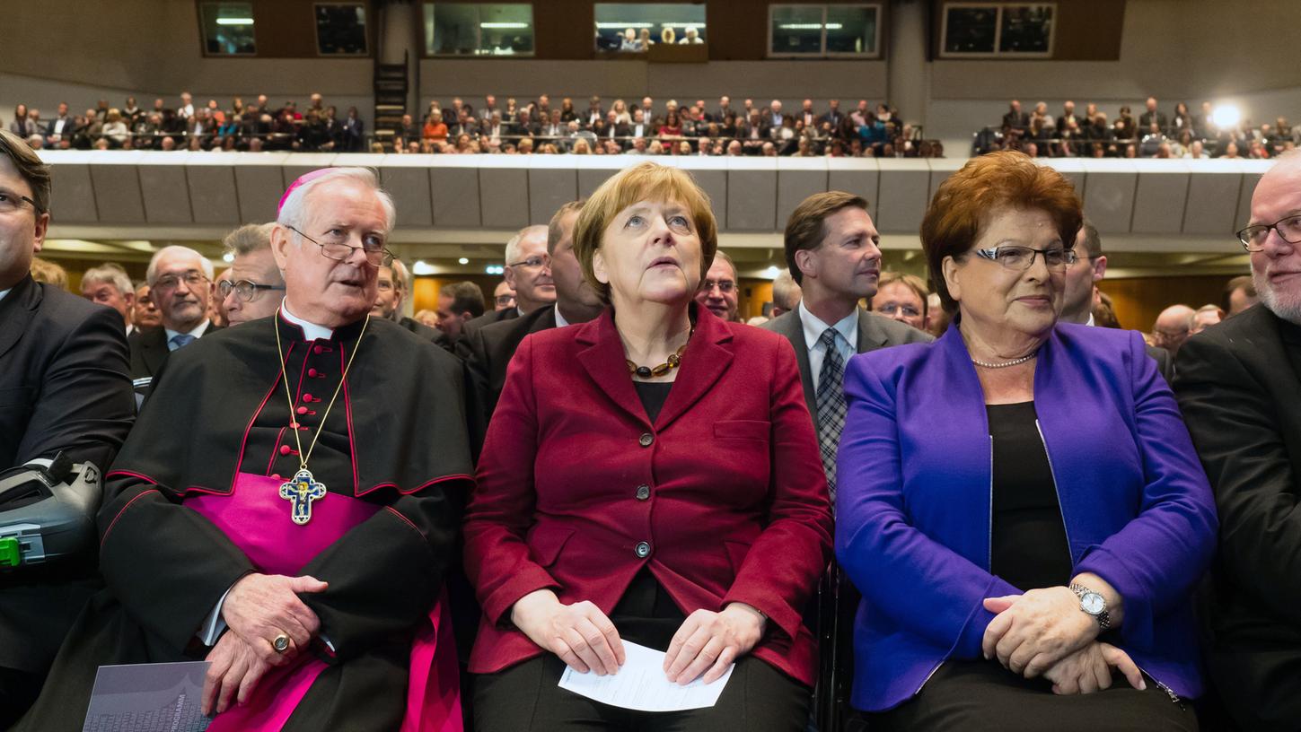 Merkel in Würzburg: Wer kein Bleiberecht hat, muss gehen
