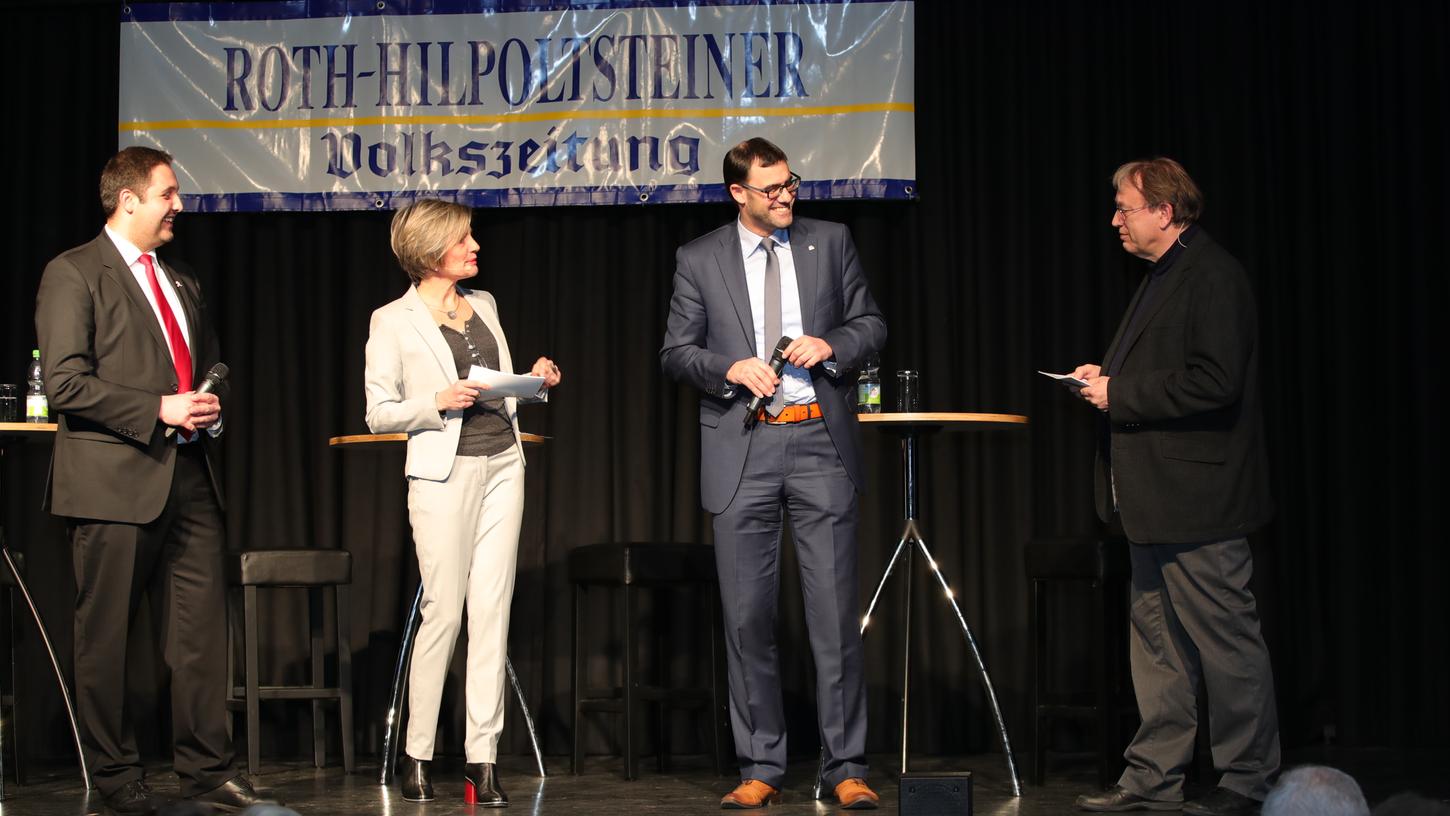 Andreas Buckreus (links) und Ralph Edelhäußer (3. von links) stellten sich den Fragen der RHV-Redakteure Carola Scherbel und Detlef Gsänger.