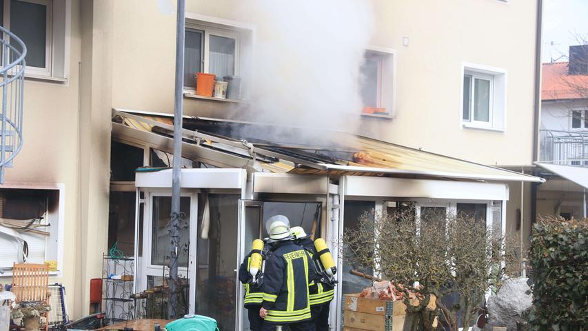 Flammen im Erdgeschoss: Wohnhaus in Trosdorf brennt 